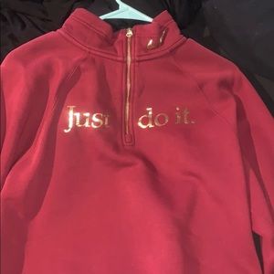 nike half zip sweatshirt